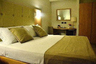 Bed & Breakfast Residenza Cola Di Rienzo - Suite In Rome