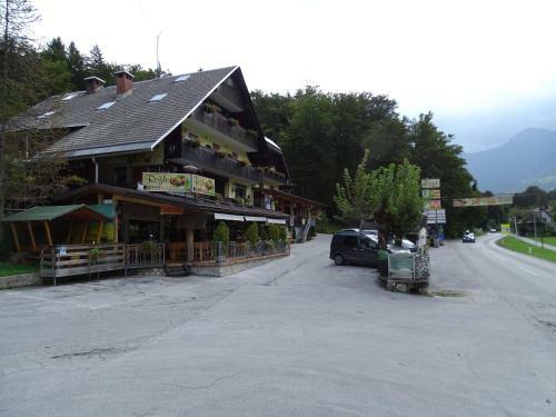 Bed & Breakfast Penzion Ro?i?