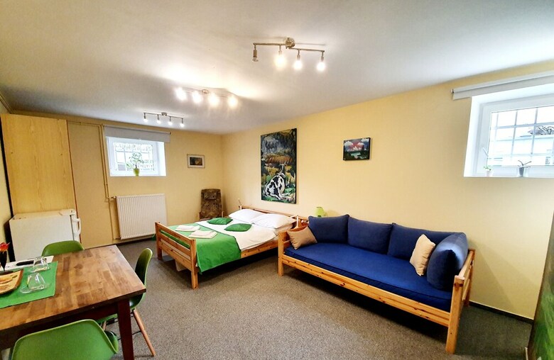 Hostal B&B Vila Teslova
