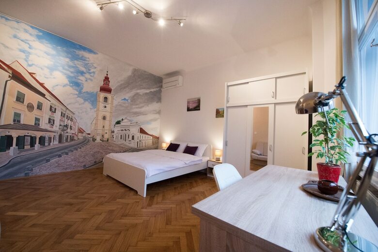 Hostal B&B Vila Teslova