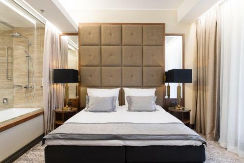 V Spa & Conference Hotel