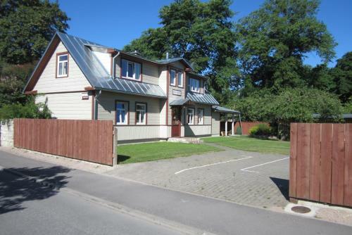Hostal P�rna Guesthouse & Apartments
