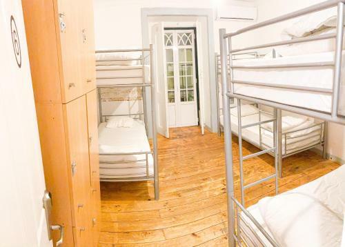 Hotel Alface Hall Hostel & Bar