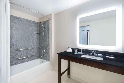 Hotel Wingate By Wyndham Sidney