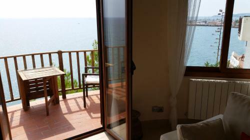 Sitges Balcony Pool & Seaside Apartment
