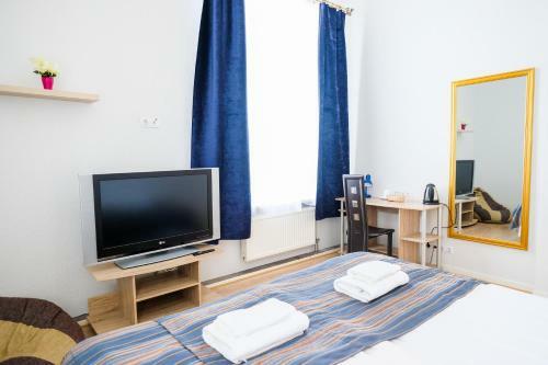 Aquamarine Hotel
