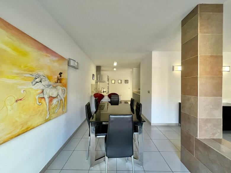 Agi Drugstore Apartments