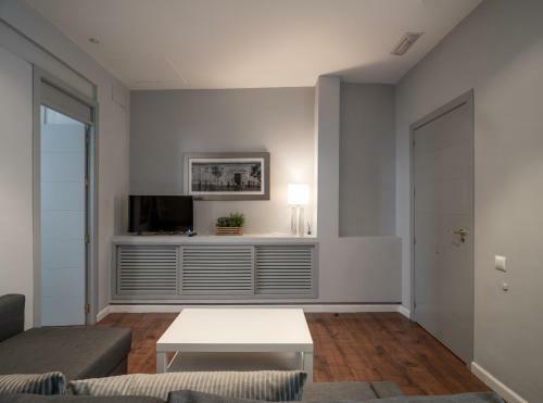 Aqsevilla Apartments