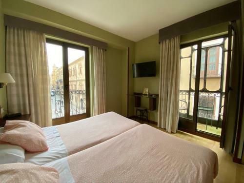 Hostal Concejo