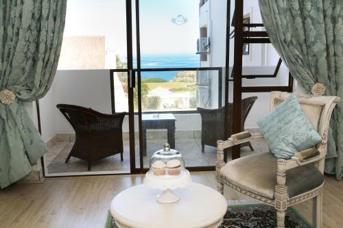 Misty Waves Boutique Hotel