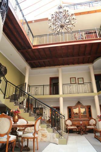 Misty Waves Boutique Hotel