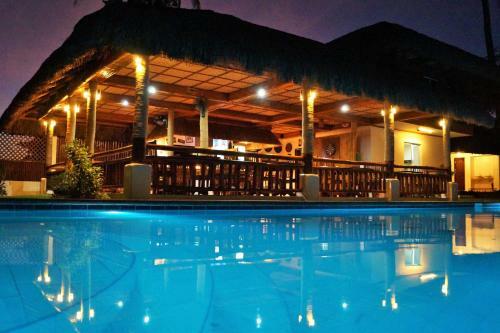 Hotel Kav's Beach Resort