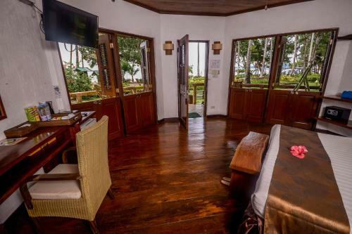 Hotel Daluyon Beach And Mountain Resort