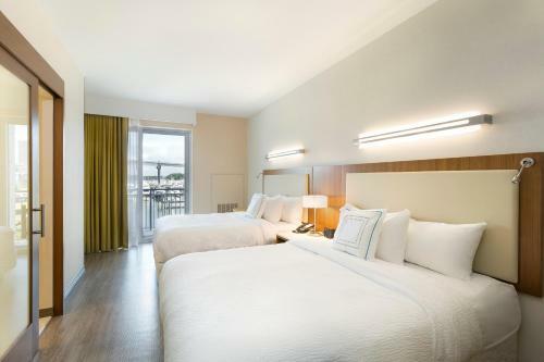 Hotel Springhill Suites Orange Beach At The Wharf