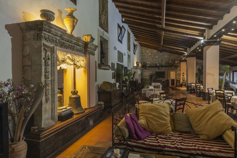 Hotel Villa Dei Papiri