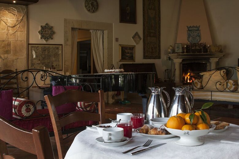 Hotel Villa Dei Papiri