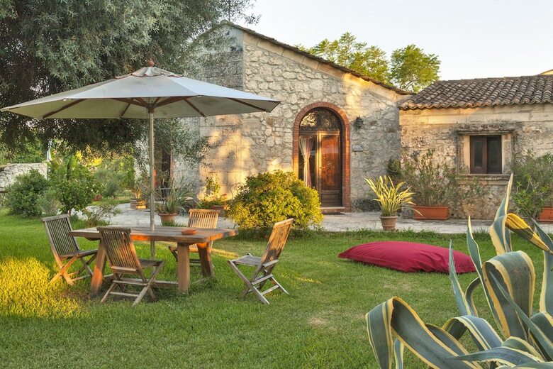 Hotel Villa Dei Papiri