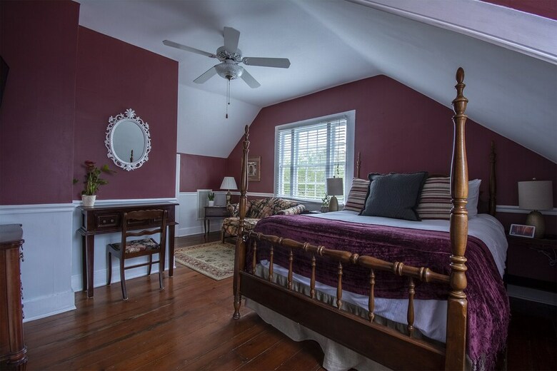 Bed & Breakfast The Ashley Inn