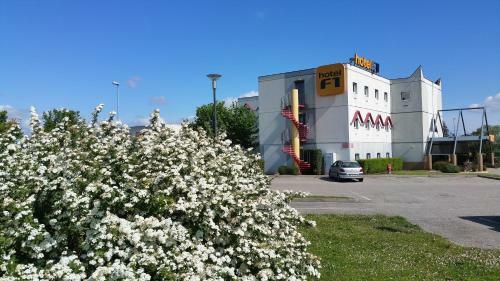 Hotelf1 Lyon Isle D'abeau Ouest St Exupery