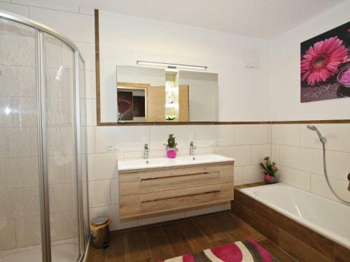 Holiday Home Luxner