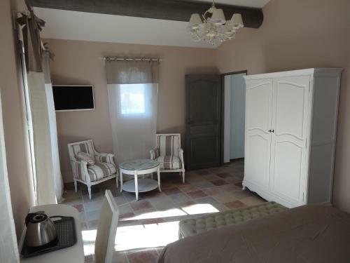 Hostal Mas'xime