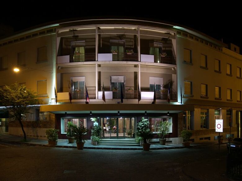 Hotel Grande Albergo Maugeri