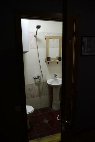 Daeli Hotel
