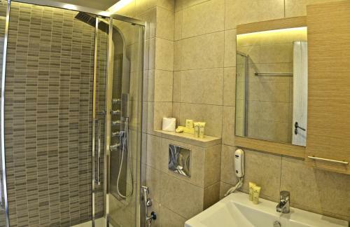 Princess Irini Sea Front Aparthotel