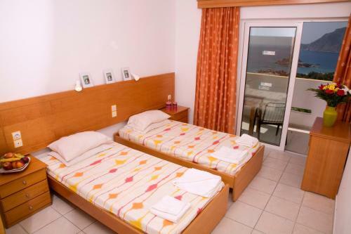 Hotel Pantheon, Kefalos