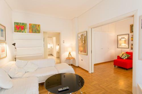 Two-bedroom Apartment Kolonaki