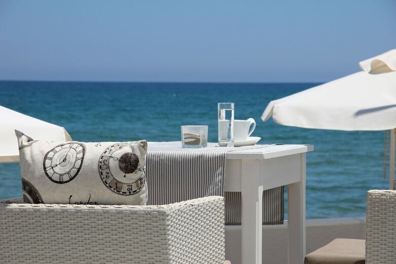 Filoxenia Beach Hotel