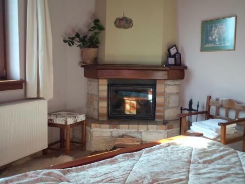 Hostal Guesthouse Kalosorisma
