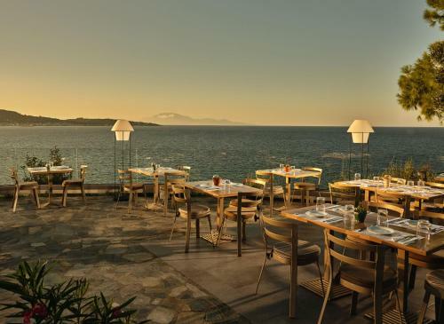 Ionian Hill Hotel