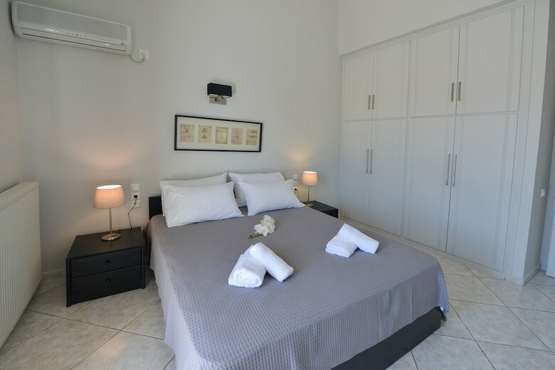 Regalo Apartments