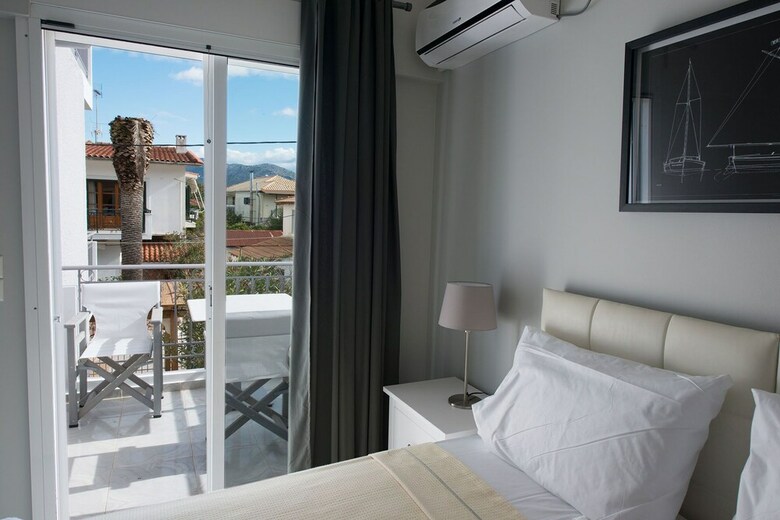 Regalo Apartments
