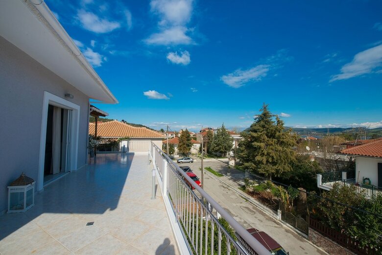 Regalo Apartments