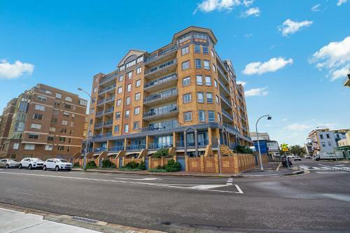 Newcastle Terraces & Apartments - Sandbar Apartment