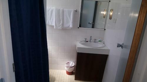 Queens Beach Hotel