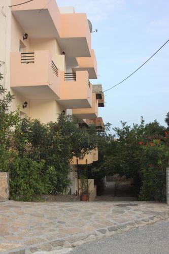 Argyro Apartments And Studios