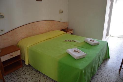 Hotel Holiday