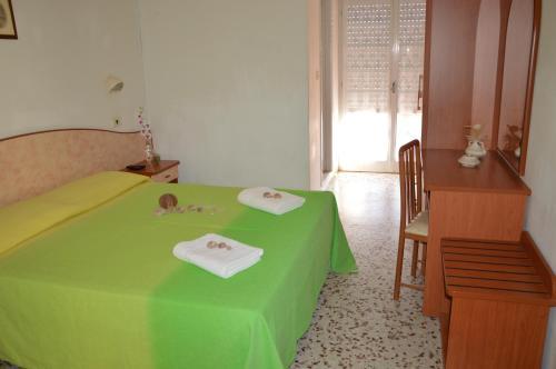 Hotel Holiday