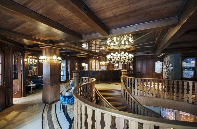 Hotel Cristal Palace