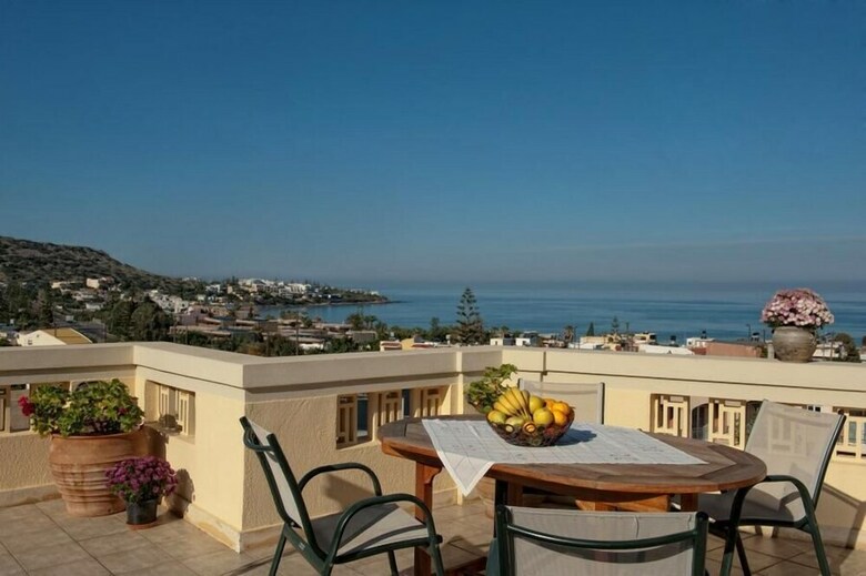 Villiana Holiday Apartments