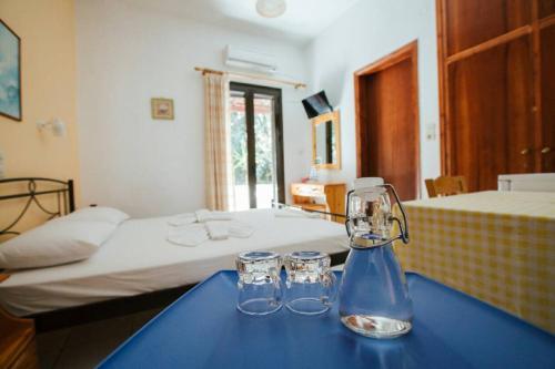 Hostal Archontika Apartments