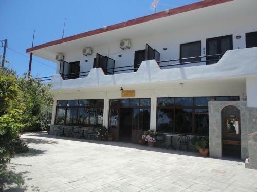 Hostal Archontika Apartments
