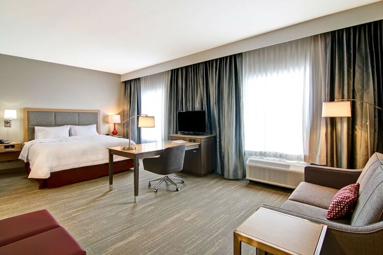 Hotel Hampton Inn & Suites By Hilton Grande Prairie
