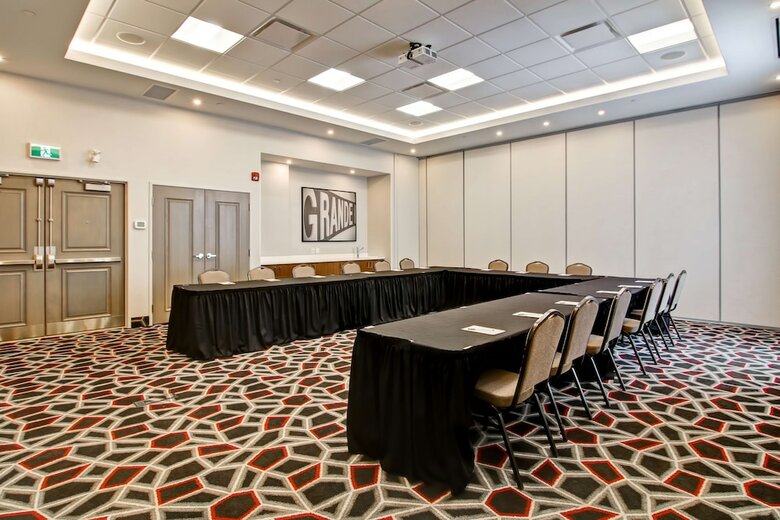 Hotel Hampton Inn & Suites By Hilton Grande Prairie