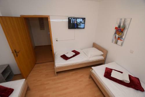 Ab Apartment Objekt 33+43