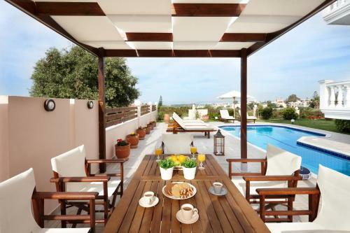 Villa Vanelia Mare