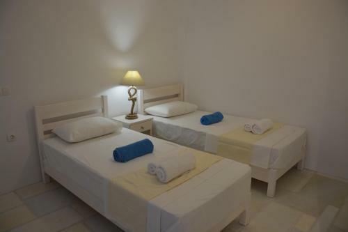 White Blue Houses & Apartments Paros
